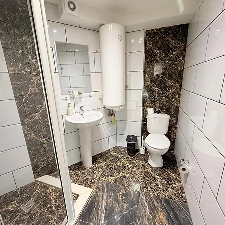 アパート 2 Bedroom The Quiet Luxury 3