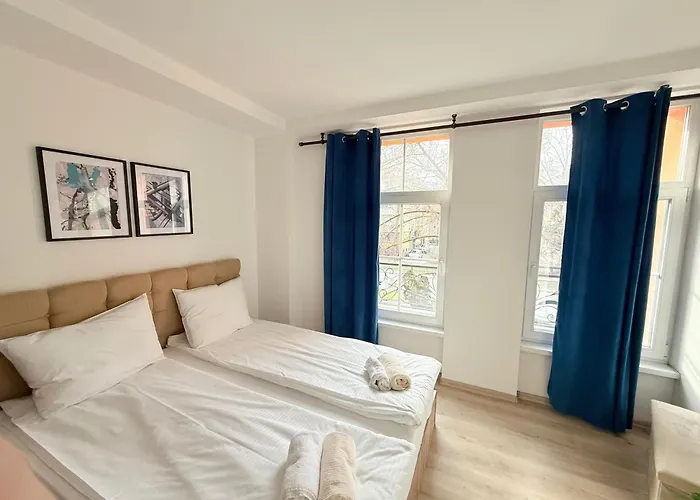 2 Bedroom The Quiet Luxury 3 Lejlighed *